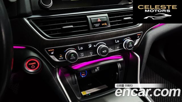 HONDA 102.0 HighTouring 2018 — photo 32 sur 37