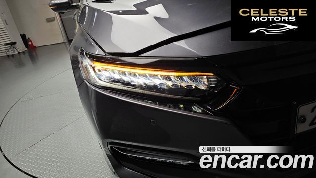 HONDA 102.0 HighTouring 2018 — photo 8 sur 37