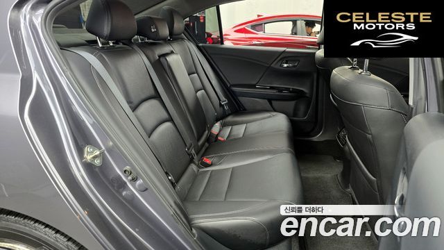 HONDA 2.4 2016 — photo 11 sur 20