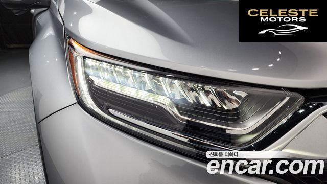 HONDA CR-V 51.5 Touring 4WD 2019 — photo 8 sur 40