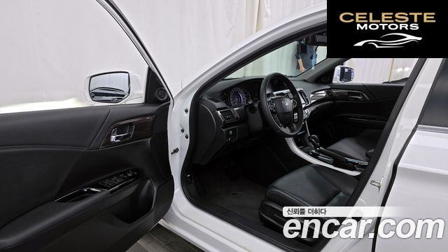 HONDA 2.4 2017 — photo 10 sur 20
