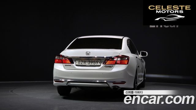 HONDA 2.4 2017 — photo 4 sur 20
