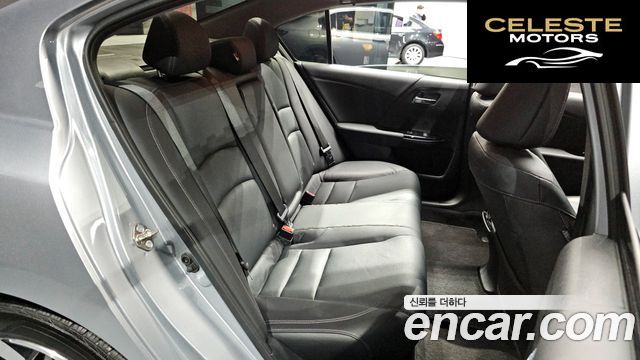 HONDA 2.4 2017 — photo 11 sur 26