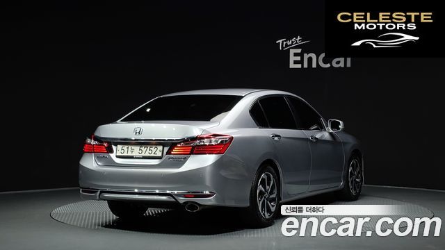 HONDA 2.4 2017 — photo 2 sur 26