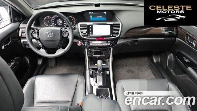 HONDA 2.4 2017 — photo 7 sur 26