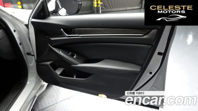 HONDA 102.0 HighTouring 2022 — photo 14 sur 32