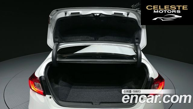 HONDA 102.0 HighTouring 2022 — photo 26 sur 32
