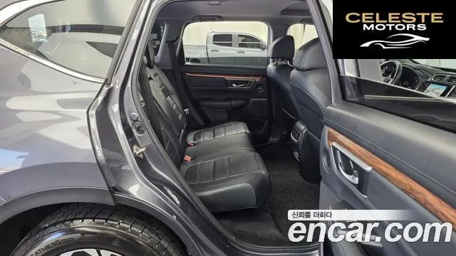 HONDA CR-V 51.5 Touring 4WD 2019 — photo 18 sur 35