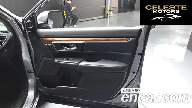 HONDA CR-V 51.5 Touring 4WD 2019 — photo 14 sur 33