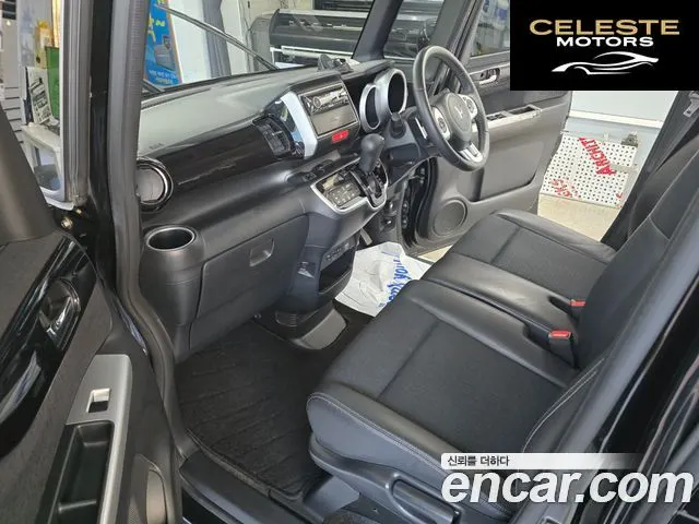 HONDA N-BOX 0.6 Turbo 2WD 2016 — photo 8 sur 26
