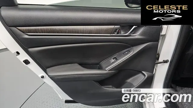 HONDA 102.0 HighTouring 2019 — photo 14 sur 33