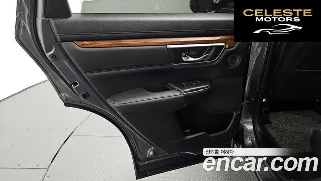 HONDA CR-V 51.5 Touring 4WD 2019 — photo 15 sur 42