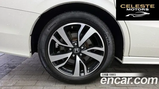 HONDA 3.5 2018 — photo 5 sur 33