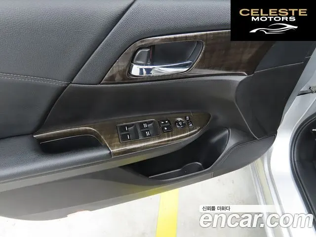 HONDA 2.4 2014 — photo 13 sur 26