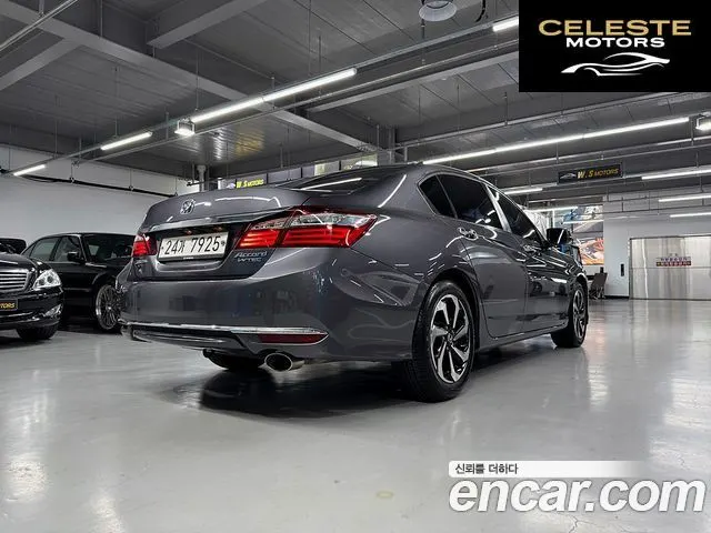 HONDA 2.4 2017 — photo 6 sur 26