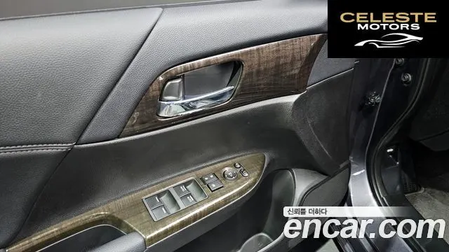 HONDA 2.4 2015 — photo 17 sur 26