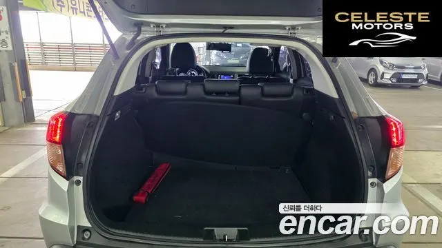 HONDA HR-V 1.8 2016 — photo 13 sur 26