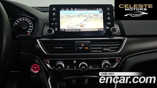 HONDA 102.0 HighTouring 2019 — photo 21 sur 33