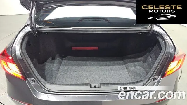 HONDA 102.0 HighTouring 2019 — photo 32 sur 33
