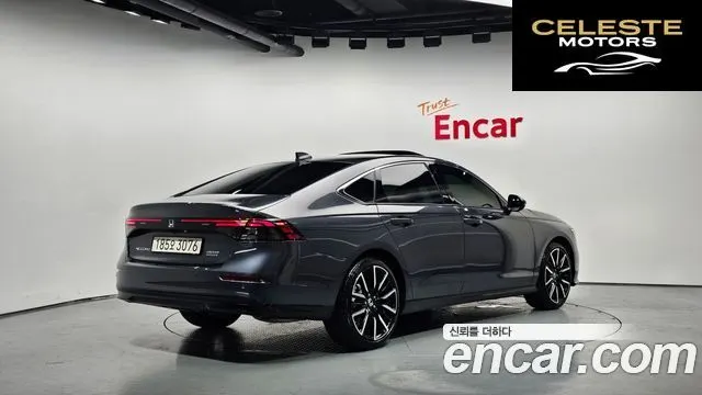 HONDA 112.0 HighTouring 2025 — photo 2 sur 26
