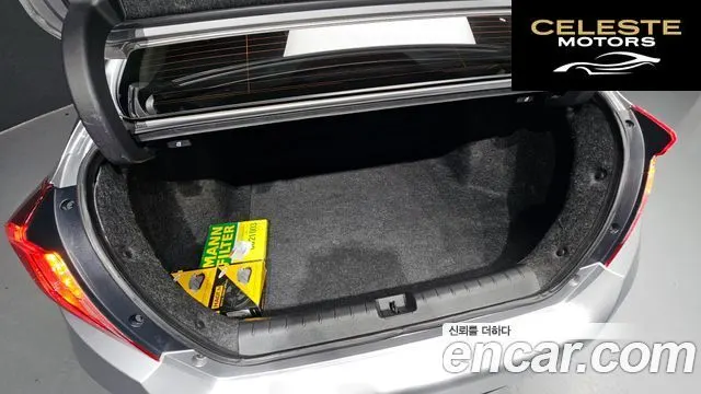 HONDA 2.0 2018 — photo 26 sur 30