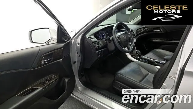 HONDA 2.4 2013 — photo 10 sur 20