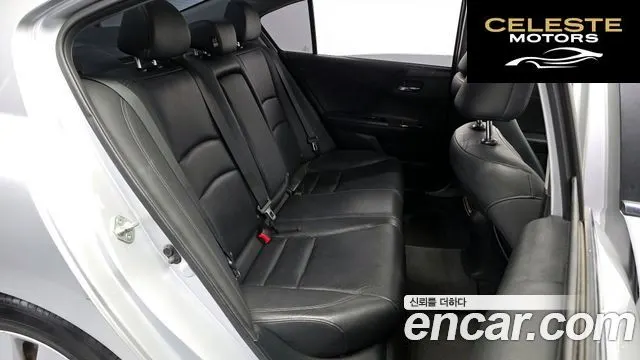 HONDA 2.4 2013 — photo 11 sur 20