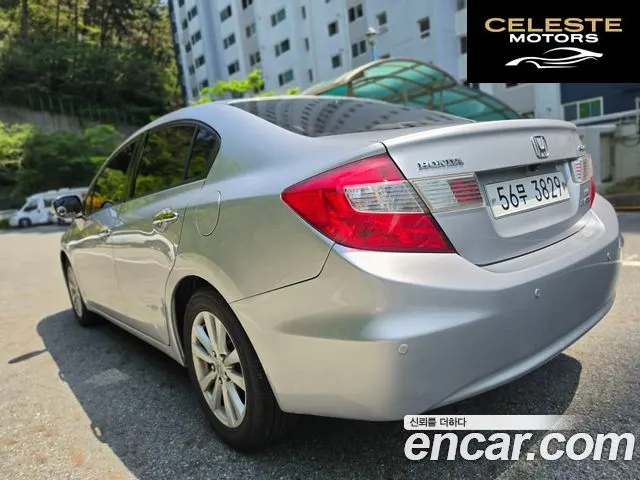 HONDA 1.8 EX 2012 — photo 6 sur 24