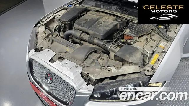 JAGUAR New XF 2.2p. Luxury 2014 — photo 6 sur 20