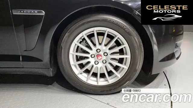 JAGUAR New XF 2.2p. Luxury 2015 — photo 5 sur 20