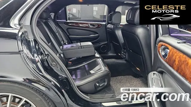 JAGUAR New XJ 2.7D LWB 2008 — photo 12 sur 20
