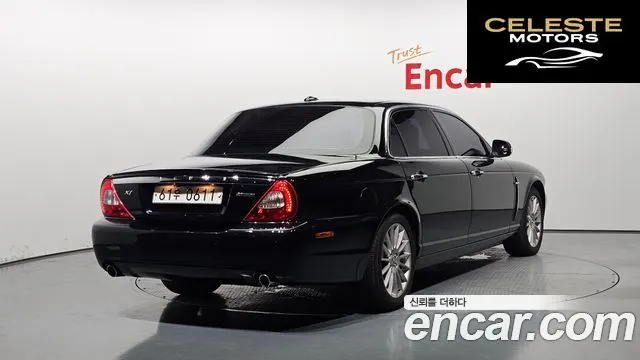 JAGUAR New XJ 2.7D LWB 2008 — photo 2 sur 20