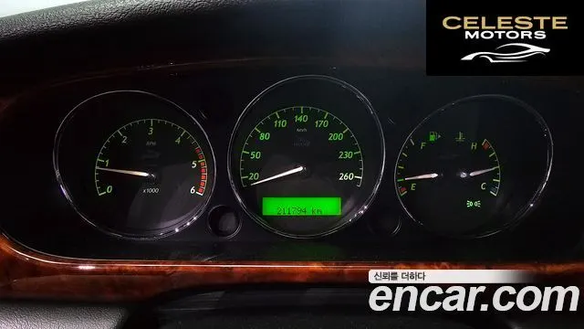 JAGUAR New XJ 2.7D LWB 2008 — photo 8 sur 20