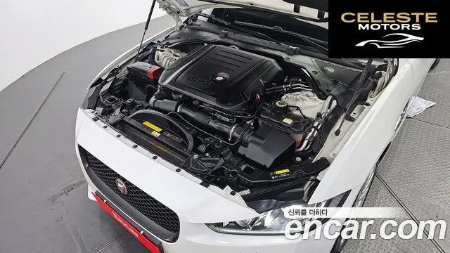 JAGUAR XE 20d 2017 — photo 6 sur 20