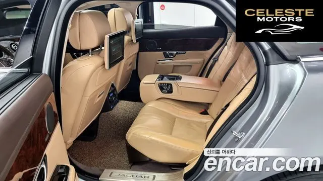 JAGUAR All New XJ 3.0D Premium Luxury SWB 2015 — photo 12 sur 26