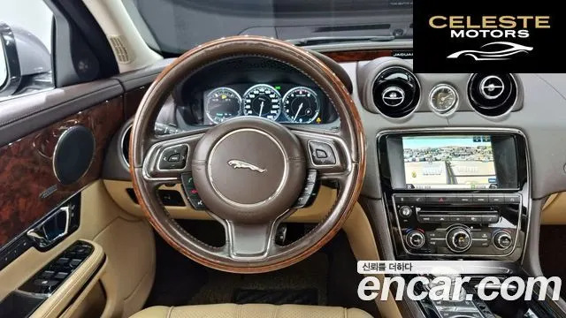 JAGUAR All New XJ 3.0D Premium Luxury SWB 2015 — photo 13 sur 26