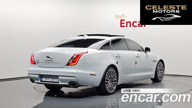 JAGUAR All New XJ 3.0D Limited Edition 2016 — photo 2 sur 20