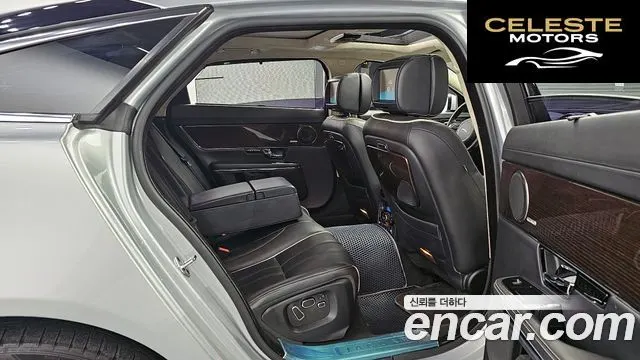 JAGUAR All New XJ 5.0 LWB 2012 — photo 12 sur 20