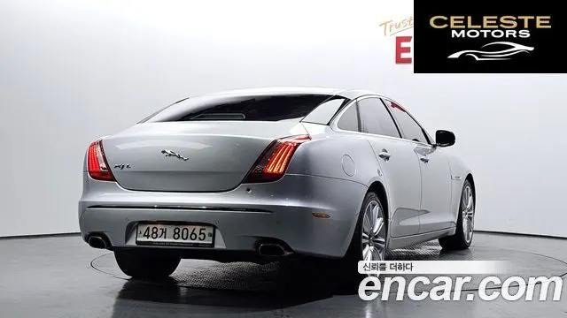 JAGUAR All New XJ 5.0 LWB 2012 — photo 2 sur 20