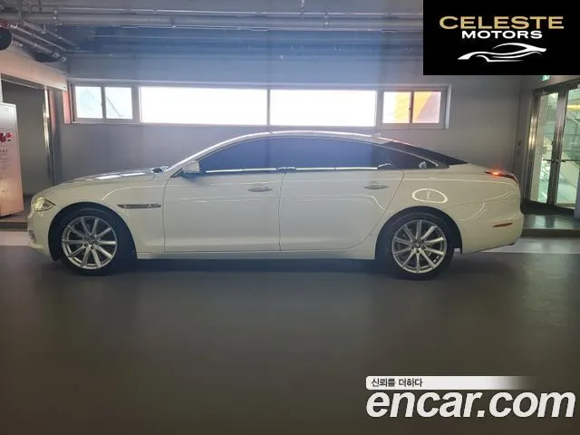 JAGUAR All New XJ 3.0D Premium Luxury LWB 2013 — photo 4 sur 26