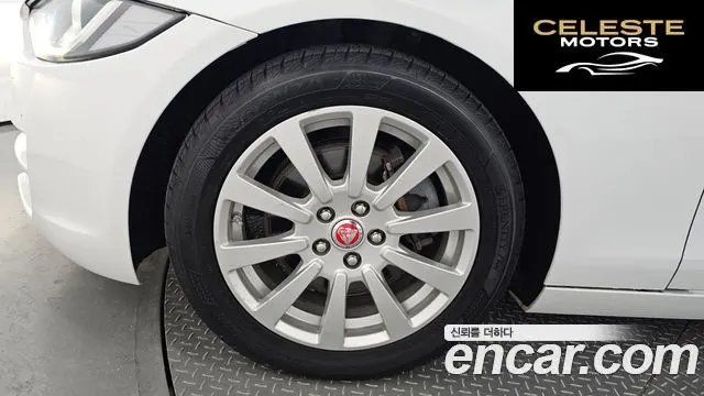 JAGUAR XE 20d 2019 — photo 5 sur 20