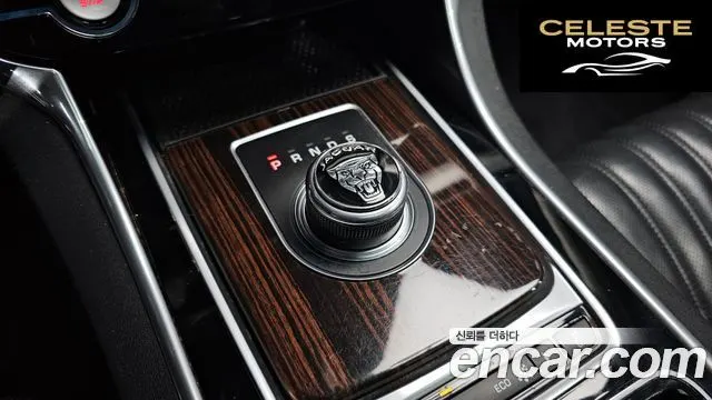 JAGUAR XF (X260) 20d 2017 — photo 9 sur 20
