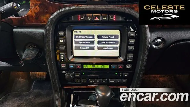 JAGUAR 4.2 2006 — photo 14 sur 20