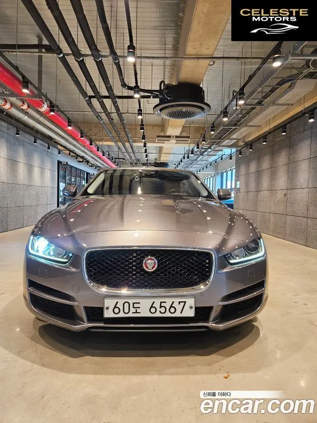 JAGUAR XE 20d 2016 — photo 21 sur 26