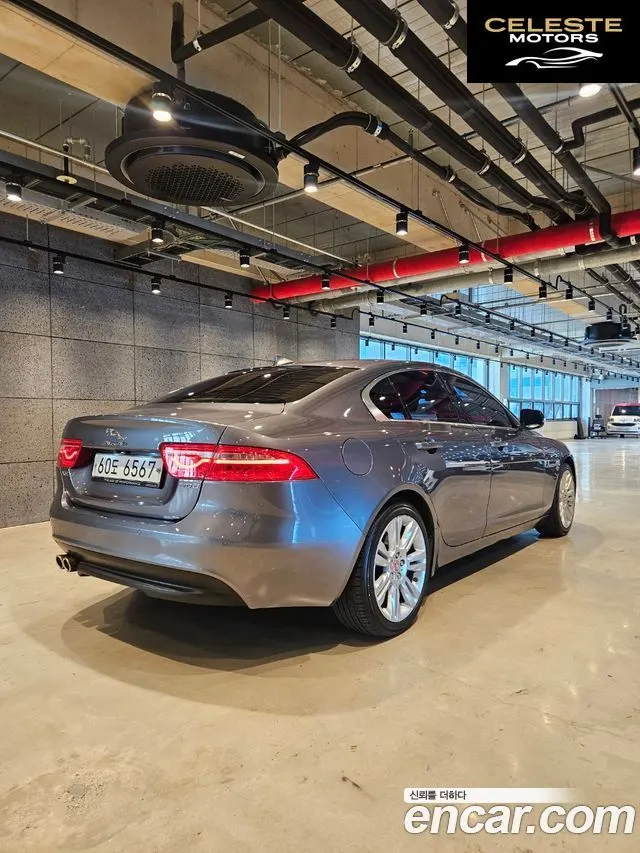 JAGUAR XE 20d 2016 — photo 5 sur 26