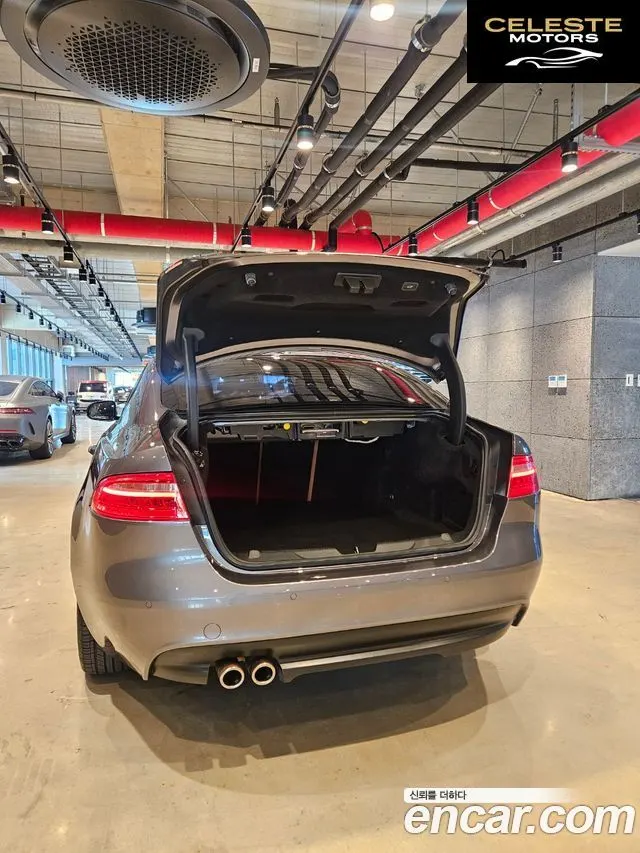 JAGUAR XE 20d 2016 — photo 7 sur 26