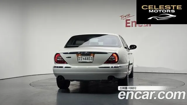 JAGUAR New XJ 2.7D SWB 2007 — photo 4 sur 20