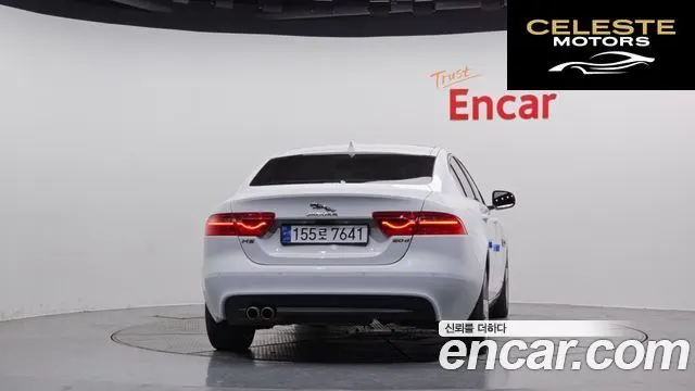 JAGUAR XE 20d 2017 — photo 4 sur 20
