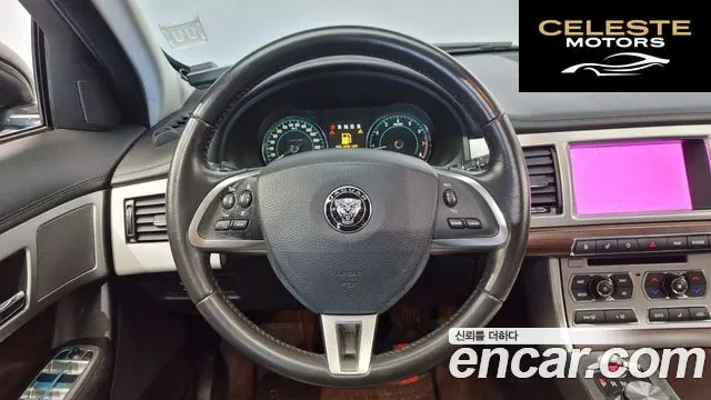 JAGUAR New XF 2.0 Luxury 2015 — photo 13 sur 20