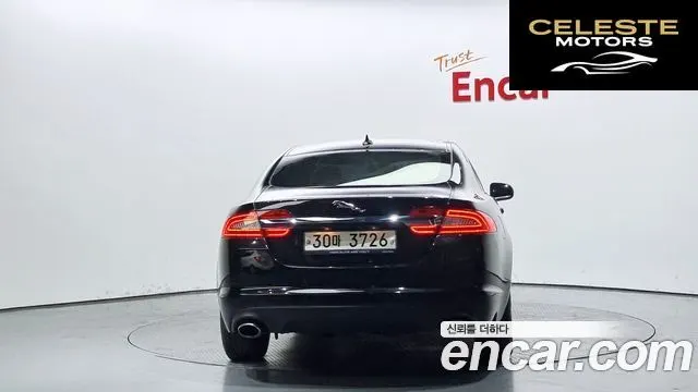 JAGUAR New XF 2.0 Luxury 2015 — photo 4 sur 20